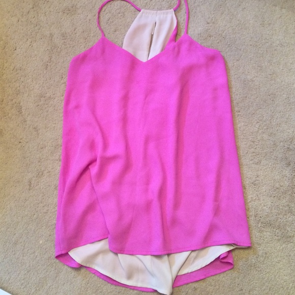 Reversible tank