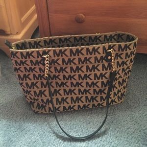 Michael Kors tote