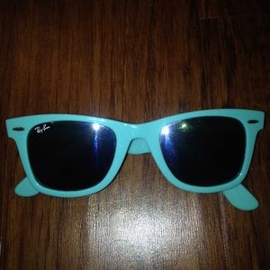 Turquoise Ray-Ban Wayfarers