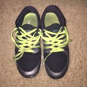 Teal/ neon Nike Free Run 5.0