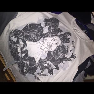 T- shirt
