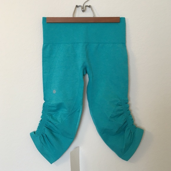 lululemon athletica Pants - Lululemon In the Flow Crop ll