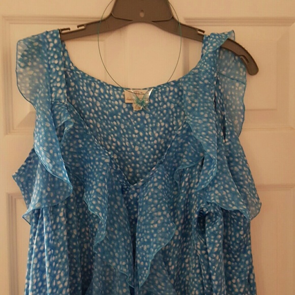 Cold-shoulder top - Picture 3 of 3