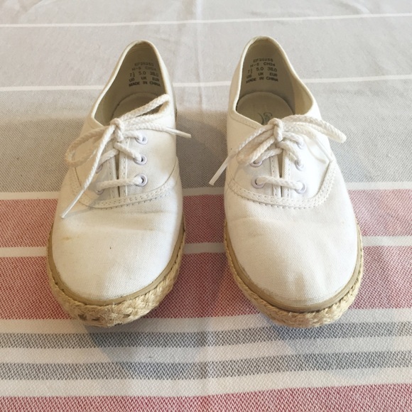 Super Rad Vintage Canvas Lace Up Espadrilles - Picture 2 of 4