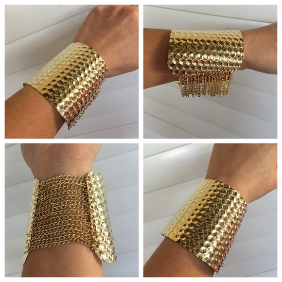 🔵 BOGO 1/2 OFF 18kt Gold Plated Cuff / Bracelet - Picture 4 of 4