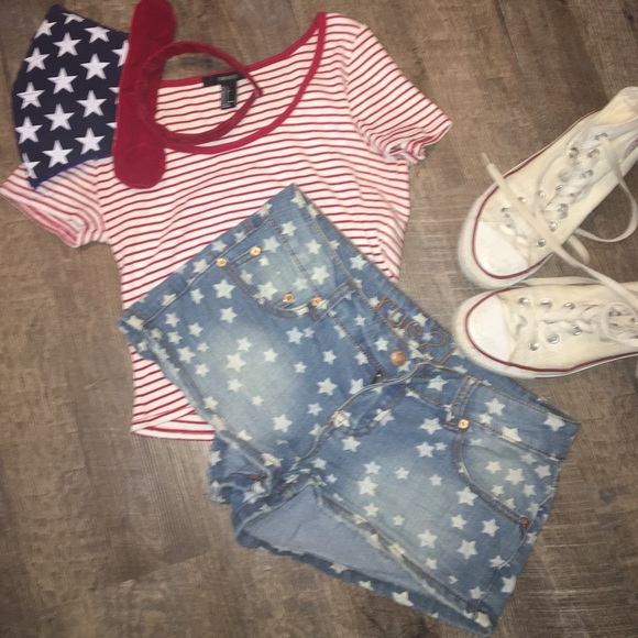 Star patter denim shorts!!!