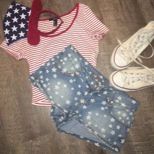 Star patter denim shorts!!!