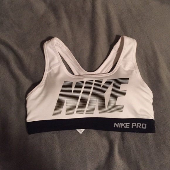 Nike Pro Sports Bra