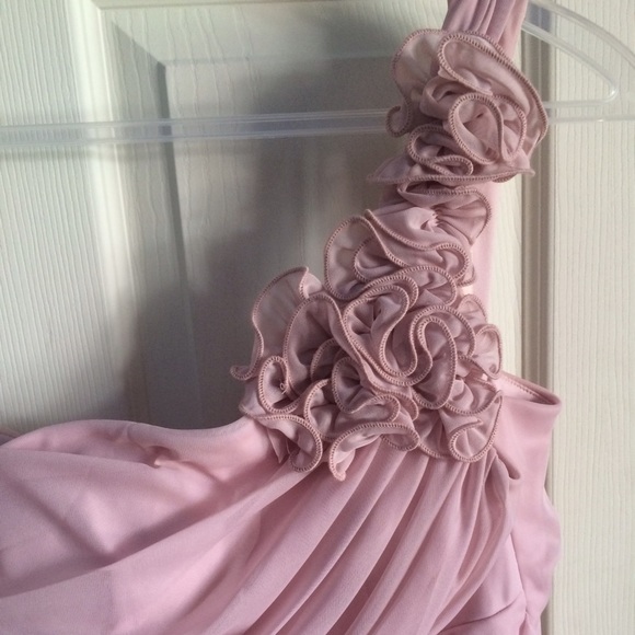 Dress - Picture 2 of 3