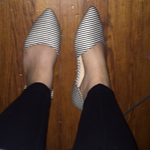 brand new stripped flats - Picture 2 of 2