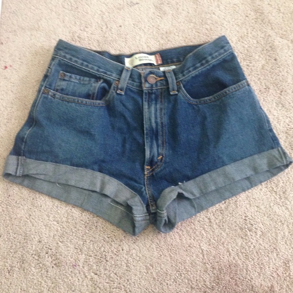 LEVI'S cuffed high-waisted shorts
