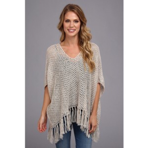 TOMMY BAHAMA Crepsi Fringe Pullover - Picture 3 of 7