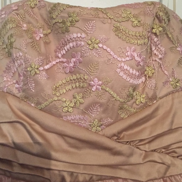 PROM DRESS! - Picture 2 of 4