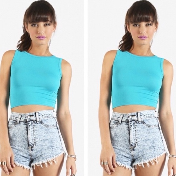 NWT high waisted acid wash denim shorts