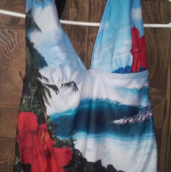 Cute bathing suit top!  Small