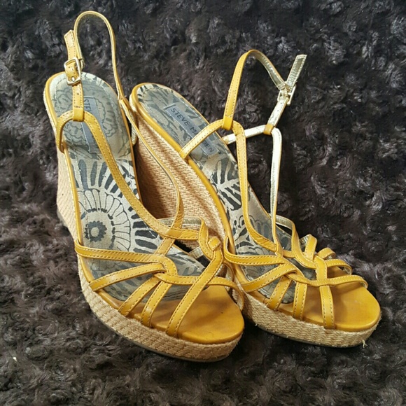 Steve Madden wedge