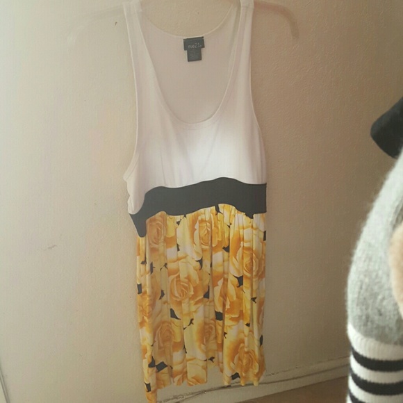 Rose yellow dress