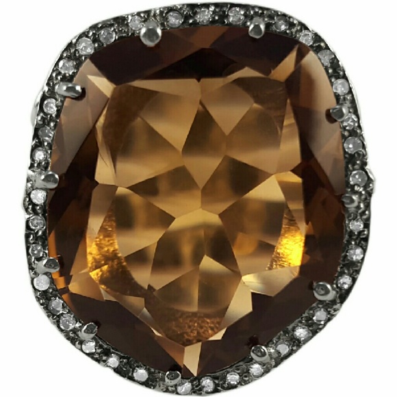 Brazilian Olive Quartz (w/ 40Cs of diamond) Silver