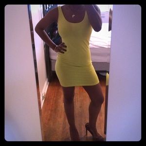 Neon yellow bodycon scoopback dress