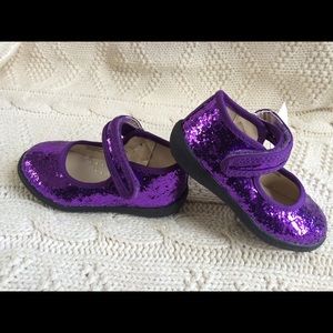 NWT little girl purple sparkly Mary Jane shoes