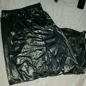 Beautiful gold maxi skirt