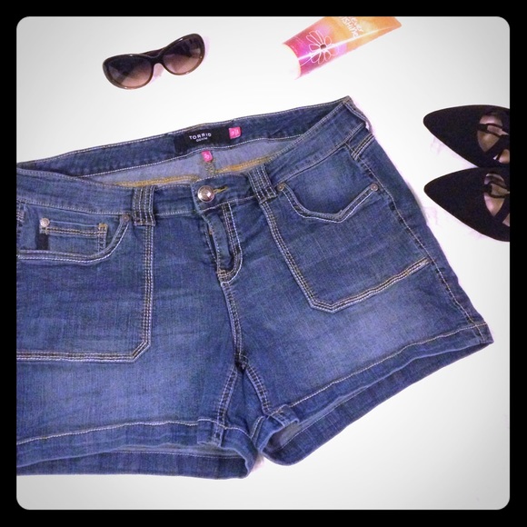 torrid Pants - 🆕 Stretch Denim Shorts
