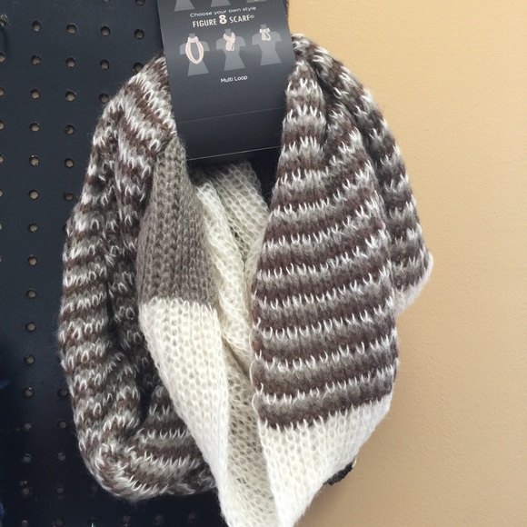 Infinity scarf - Picture 1 of 2