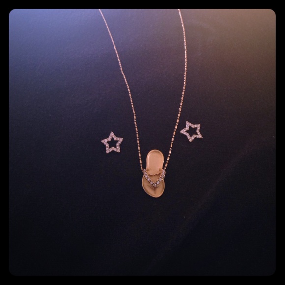 Sandal necklace and star earrings - Picture 1 of 4