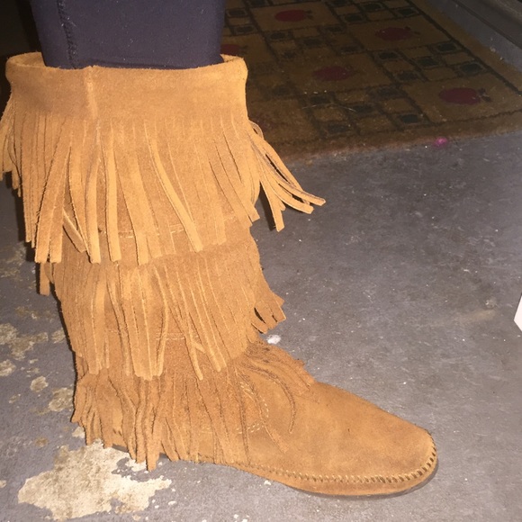 Fringe Brown Minnetonka Boots
