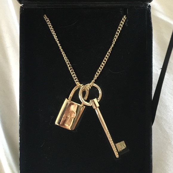 Victoria's Secret Jewelry - Victoria's Secret Gold Lock & Key Necklace