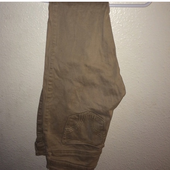 Khaki jeans & green crop top