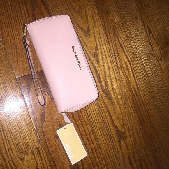Michael Kors wallet/wristlet