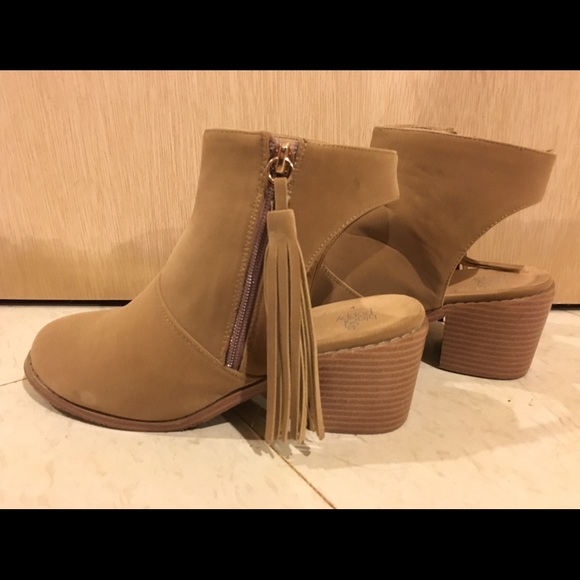 Cut out booties, perfect for fall and spring!