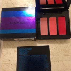 LIMITED EDITION Mac Enchanted eve lips/ coral