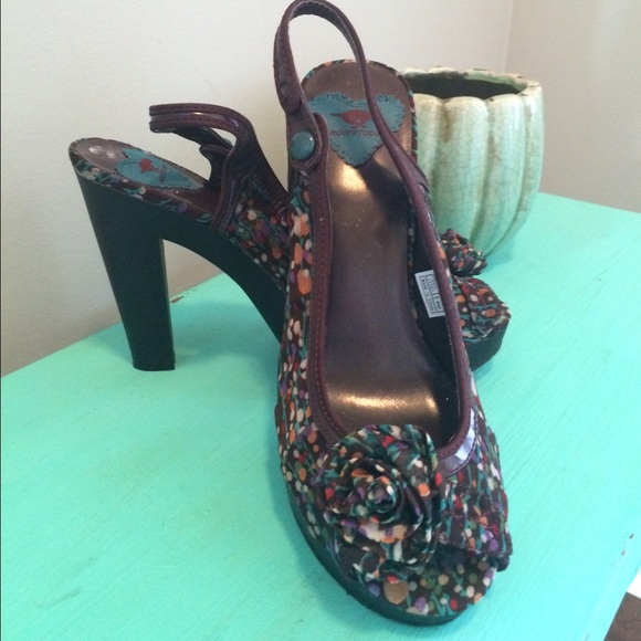 🛍 Rocket Dog Brown Multicolored Floral Heels - Picture 1 of 4