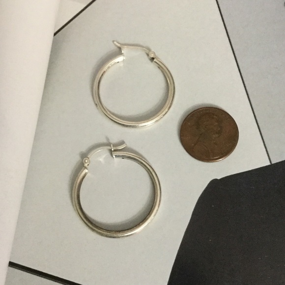 Sterling silver earrings - Picture 2 of 2