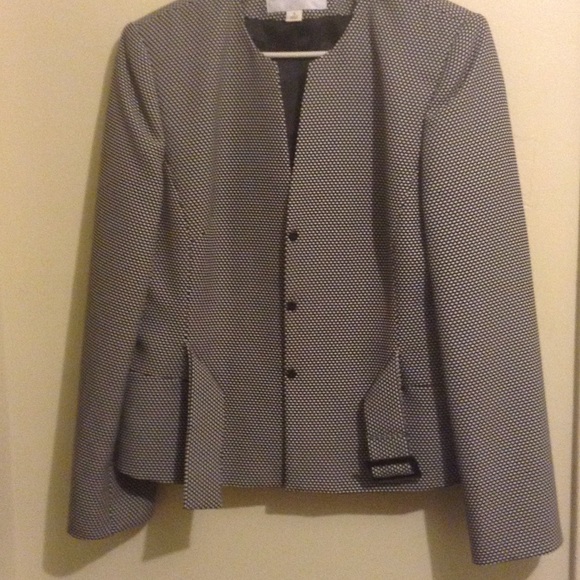 Black and White - polka dot blazer
