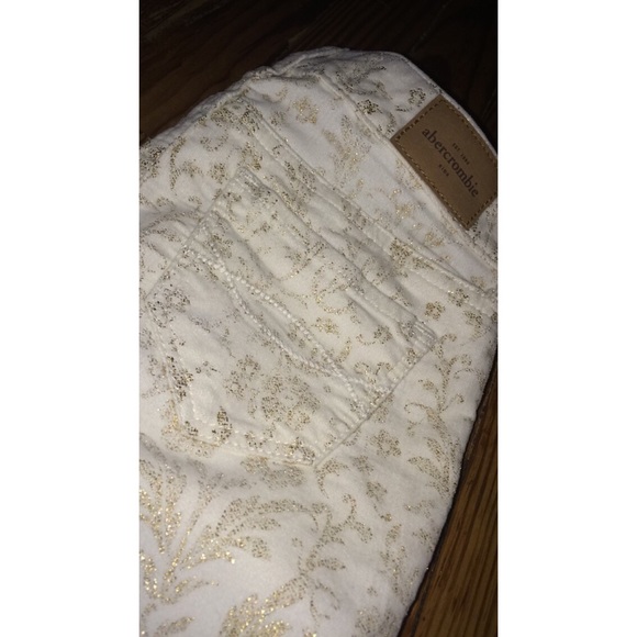 CLOSET CLOSING Velvet Abercrombie Pants - Picture 2 of 3