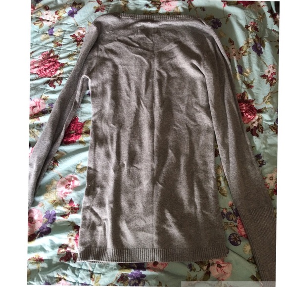 Aeropostale sweater - Picture 3 of 3