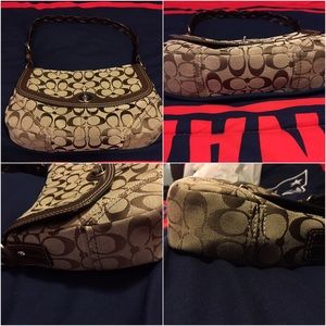 Coach Chelsea Signature Flap (Used 2-3 Times)