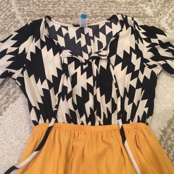 Spring Color-block Dress - Picture 2 of 3