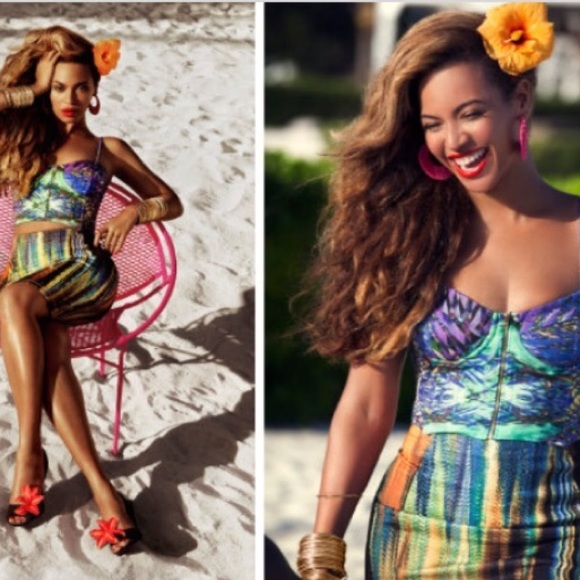 SOLD💜 - Picture 2 of 2