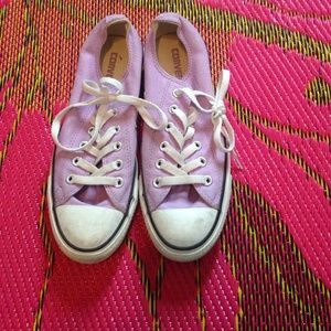 Gently used lilac converse sneakers