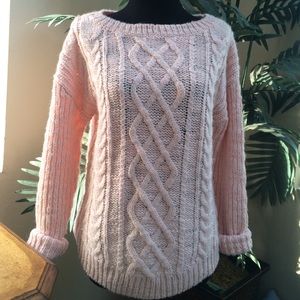 Light pink Banana Republic sweater🌸