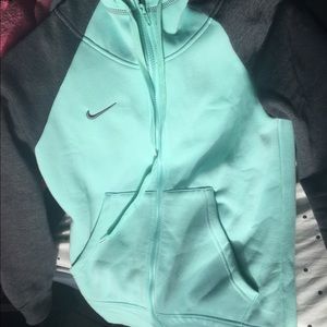 NIKE ZIP UP