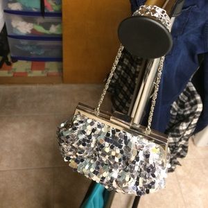 Sparkle clutch