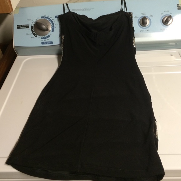 Dress - Picture 2 of 2