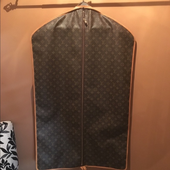 Louis Vuitton Handbags - Louis Vuitton garment bag.