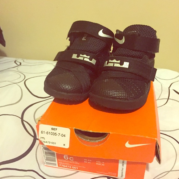 Toddler size 6c lebrons sneakers