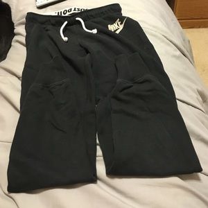 Nike sweat pant joggers